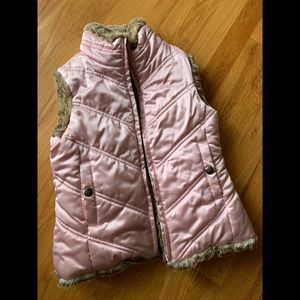 Like NEW Girls M GAP Faux Fur Vest